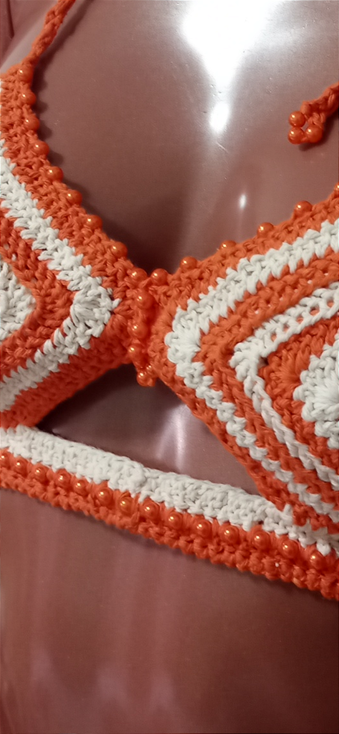 Top Cropped de Crochê com Pérolas Laranja P/M