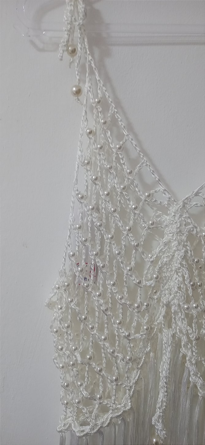 Blusinha de crochê com pérolas M off-white