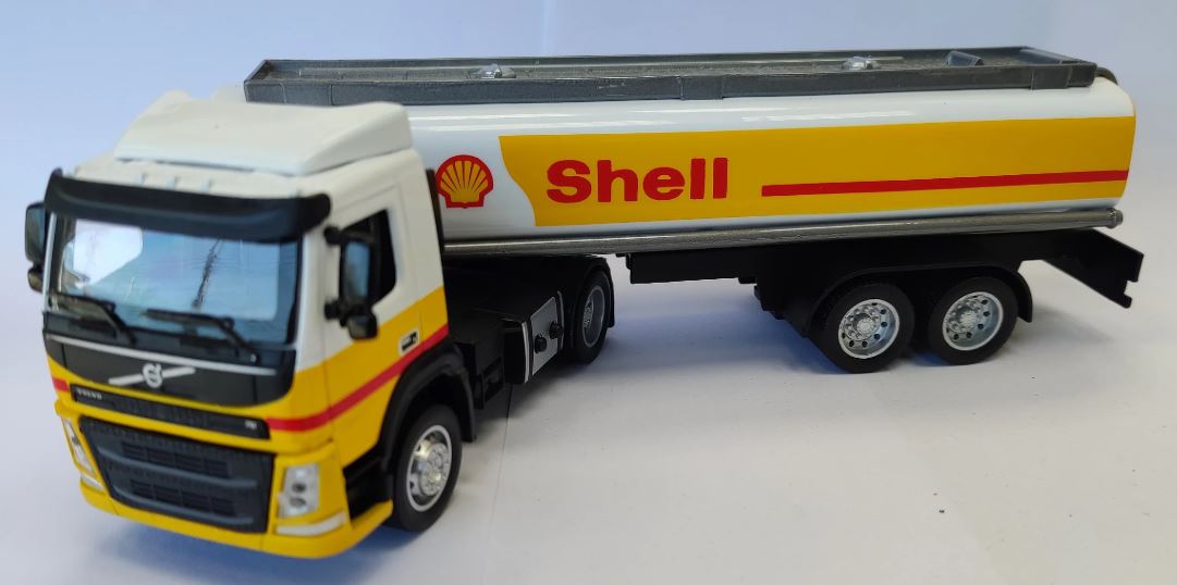 1/50 CAMINHAO VOLVO TANQUE SHELL COM LUZ E SOM