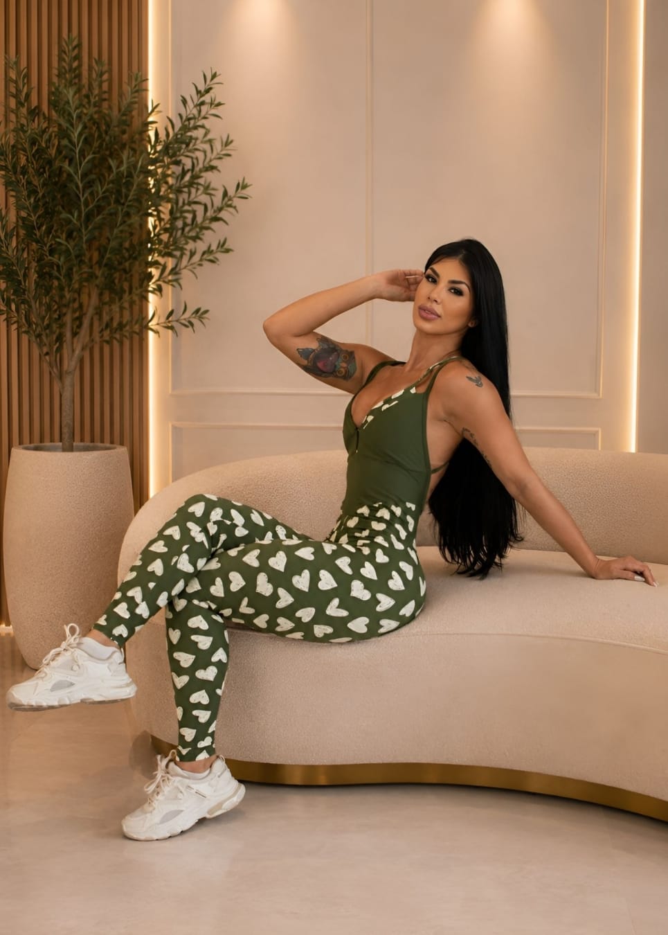 MACACÃO AMORE - VERDE OLIVA