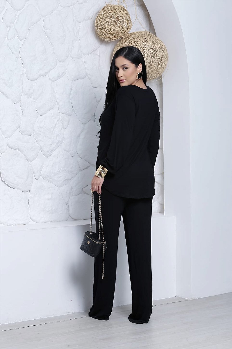 Conjunto Blusa e Calça pantalona com elastano