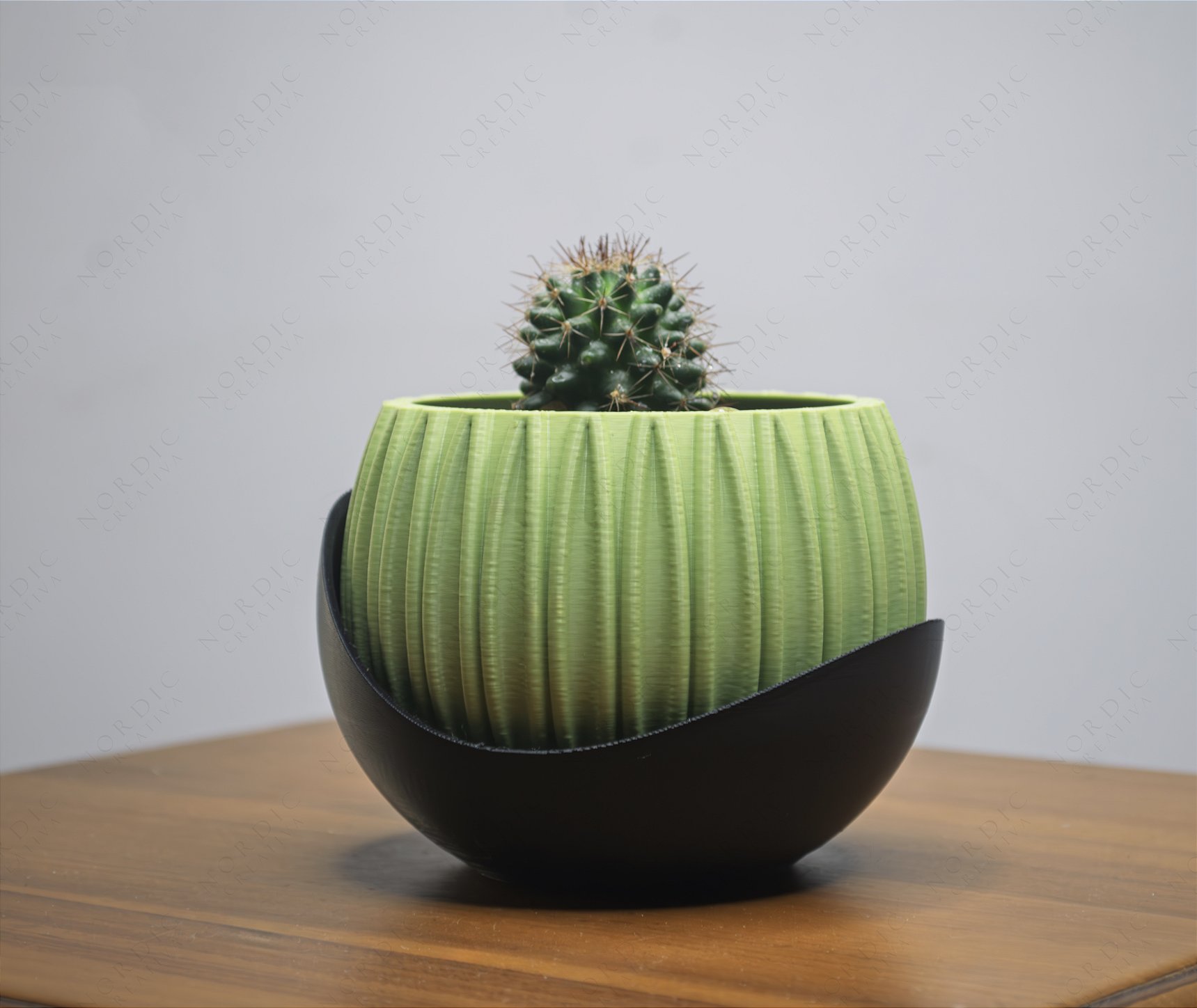 Vaso de planta com base