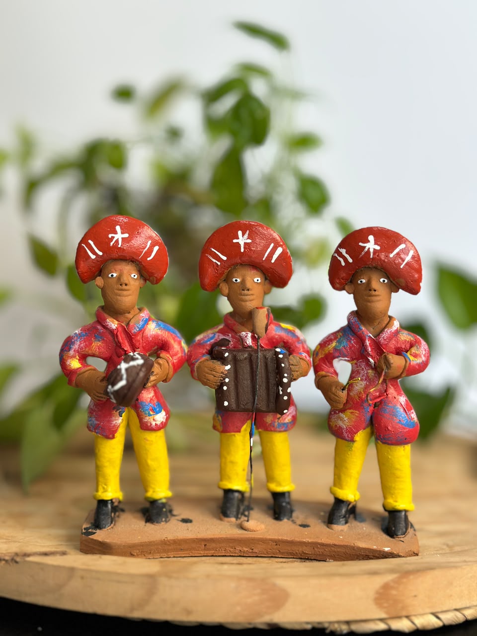 Trio Pé de Serra em Barro Artesanal