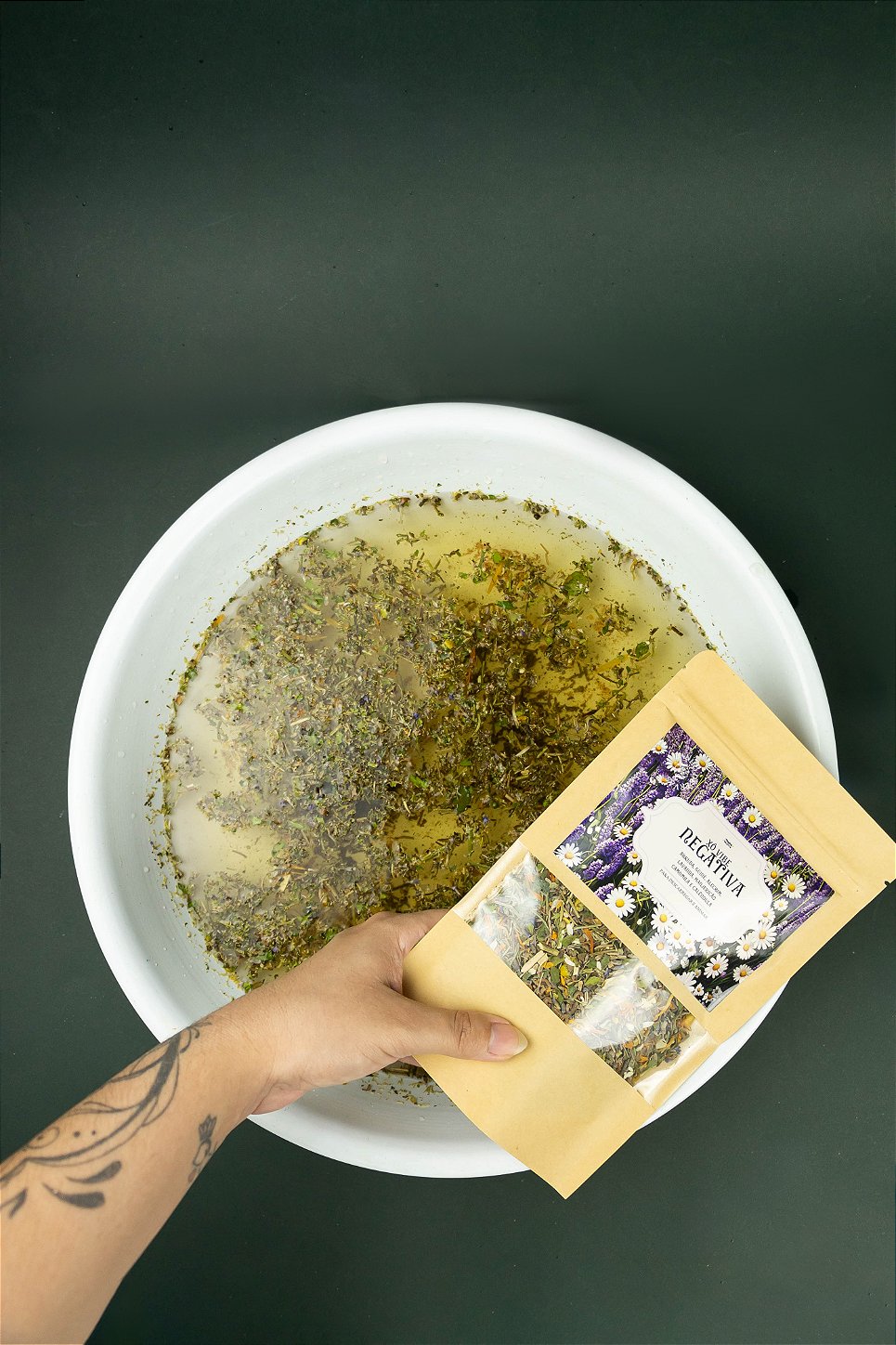 Banho de Ervas Xô Vibe Negativa Limpeza e Descarrego