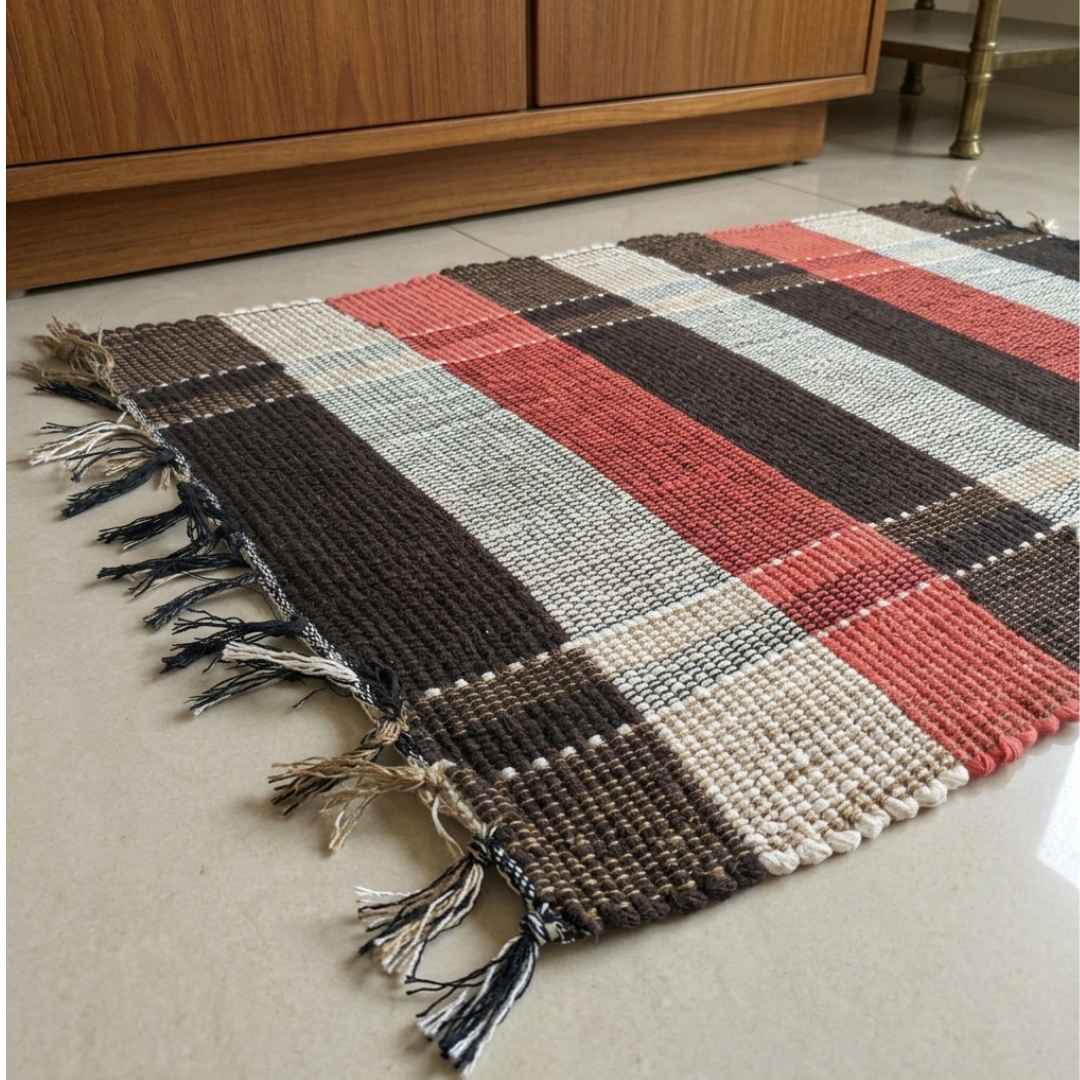 Tapete Artesanal Xadrez 50x80 cm – KIT 4 unidades (Cores Sortidas)
