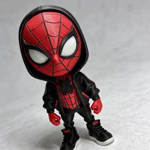 Boneco Homem-aranha Urbano Com Capuz 3d