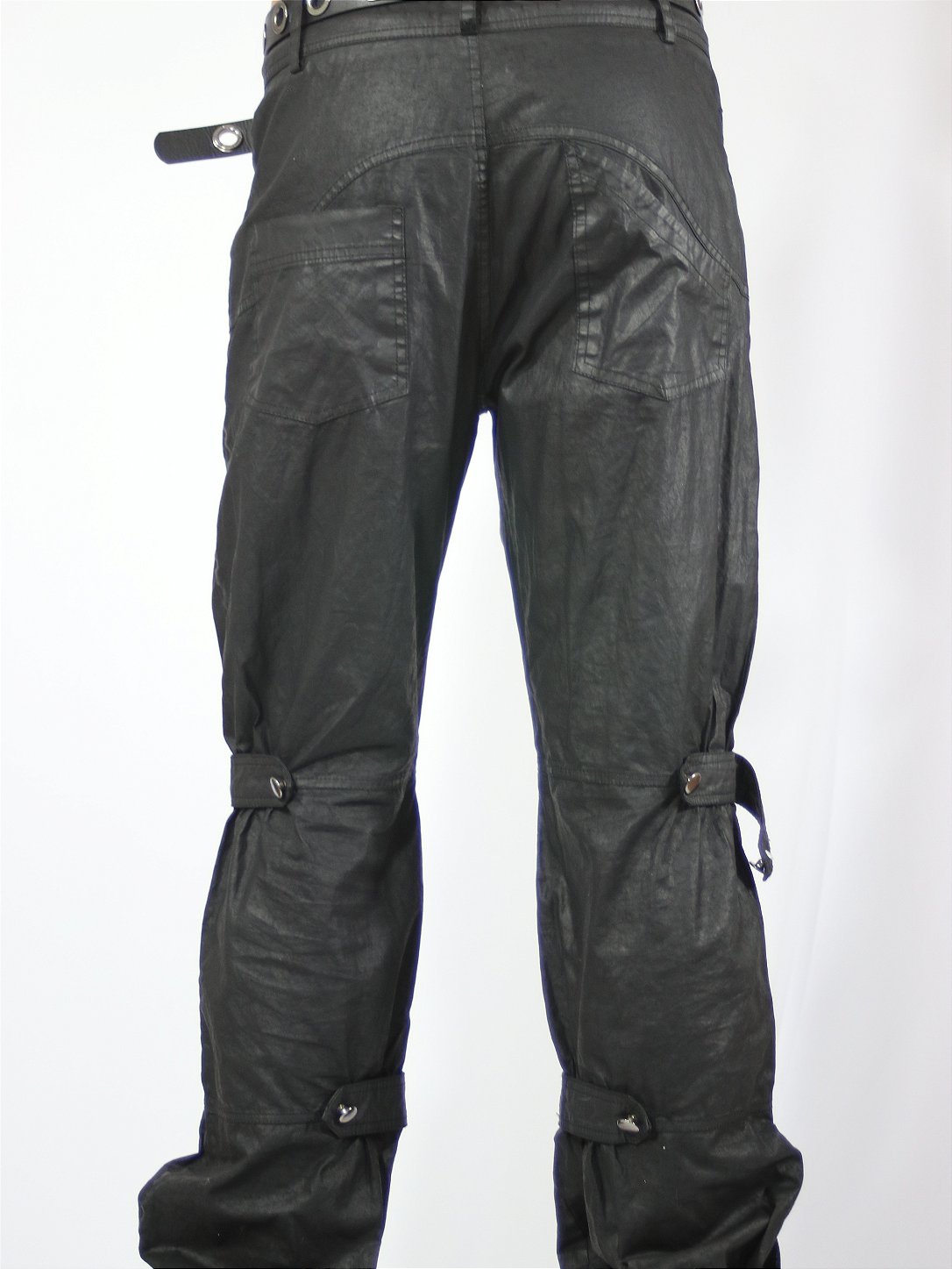 Calça Resinada