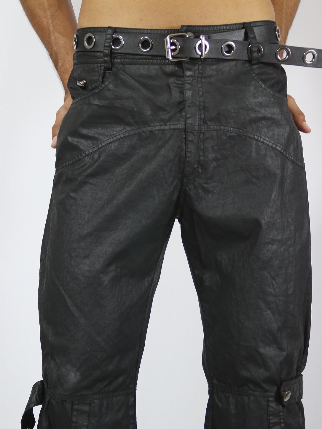 Calça Resinada