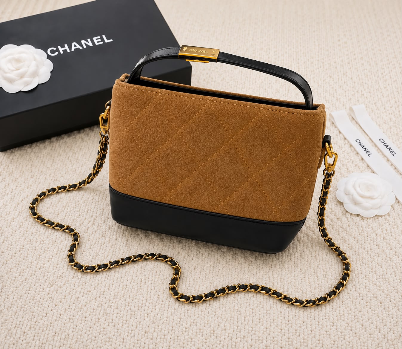 Chanel Mini Bag Bicolor – Caramelo & Preto
