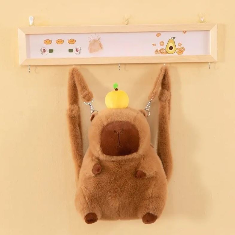 Mochila Capivara De Pelúcia