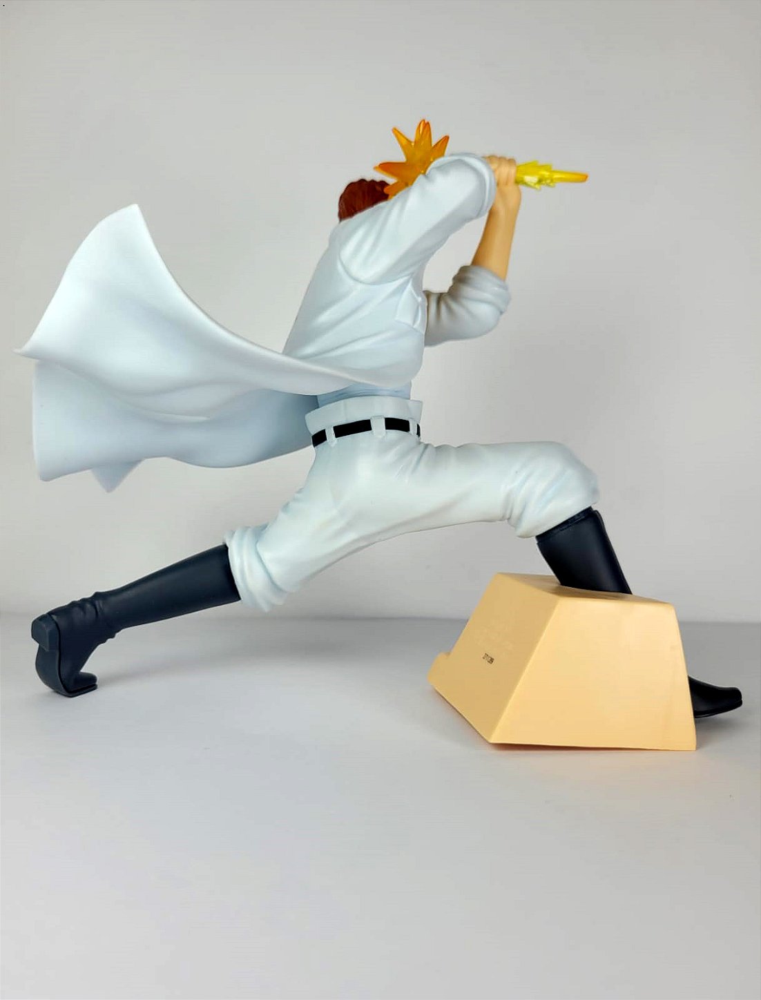 Action Figure Kazuma Kuwabara Yuyu Hakusho Bandai