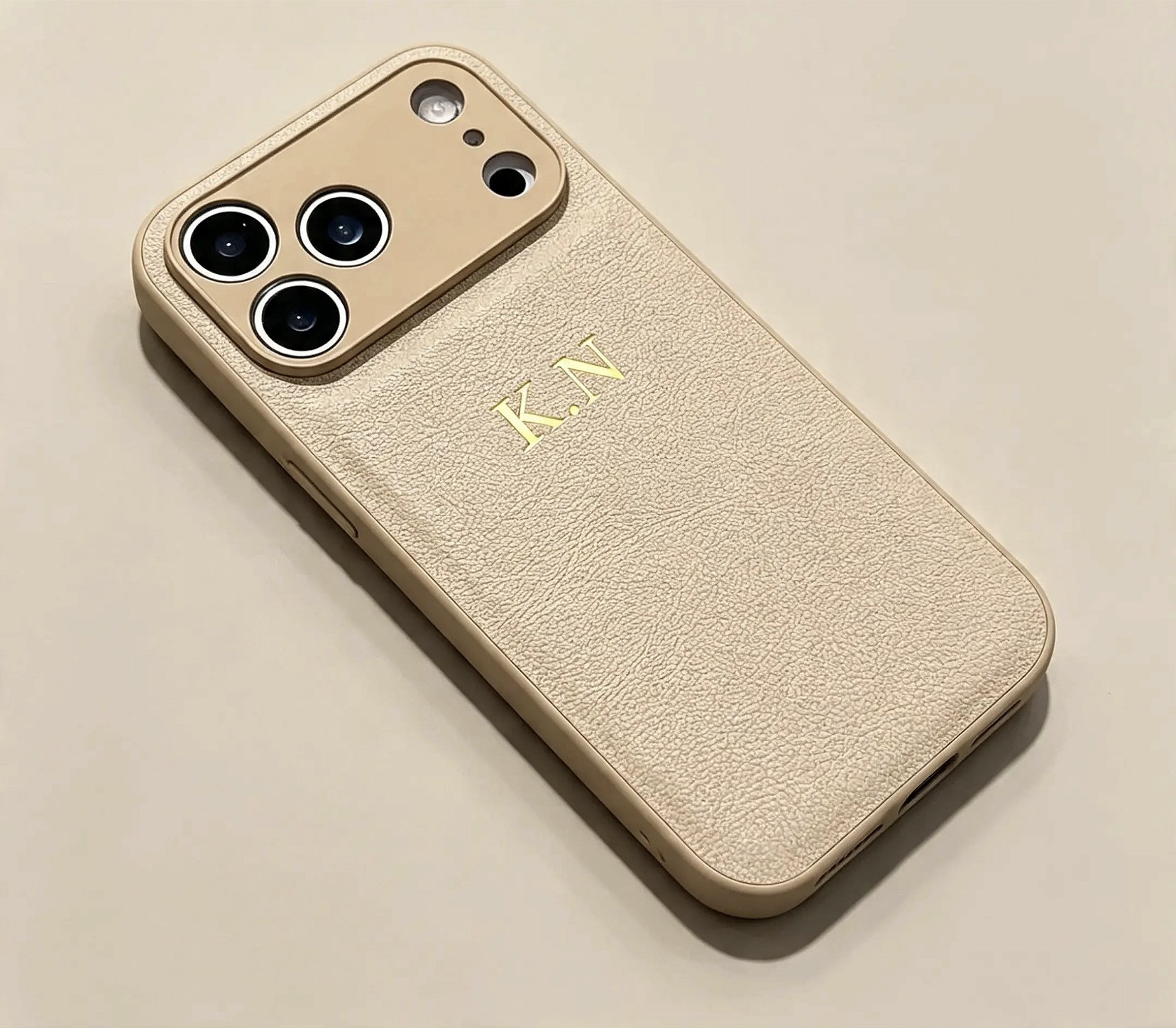 Capa iPhone 17 Pro Max Couro Marrom JB Signature