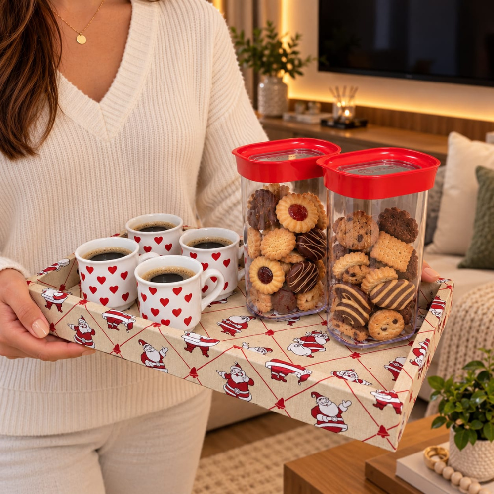 KIT CAFÉ PAPAI NOEL - COM XÍCARAS DE CORAÇÃO E POTES HERMÉTICOS | 7 PEÇAS