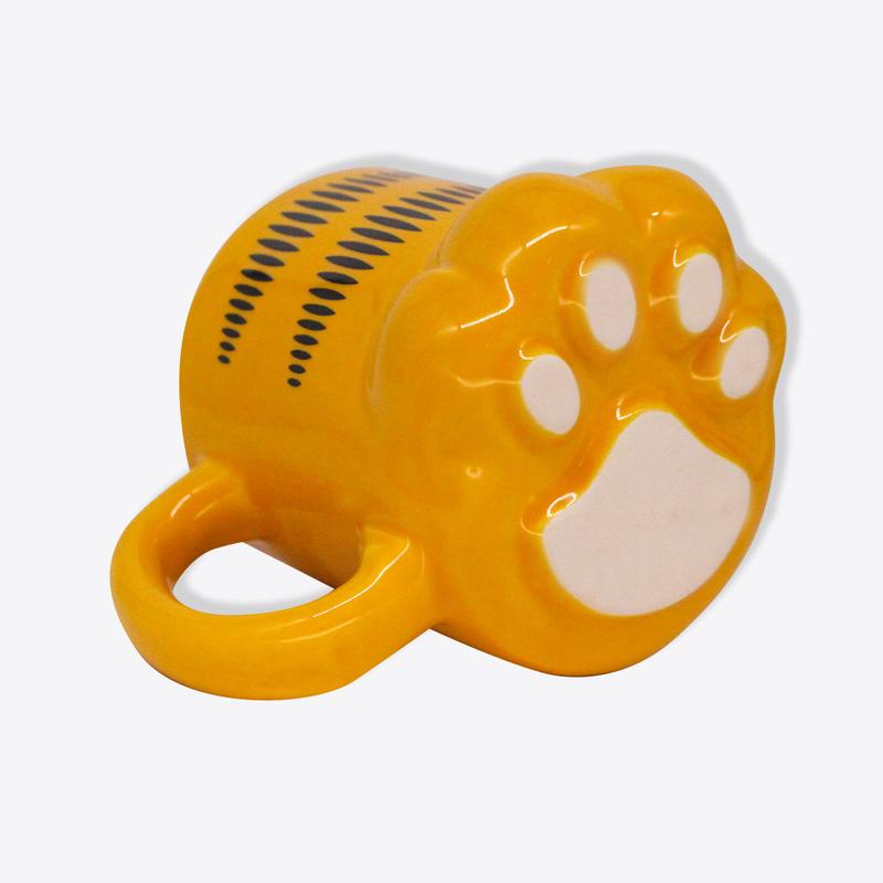 CANECA FORMATO 3D 350ML PATA GARFIELD