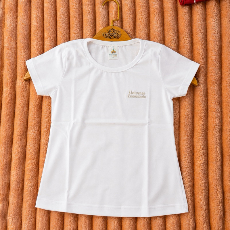 Camiseta Infantil Básica, Delicada e Cheia de Charme