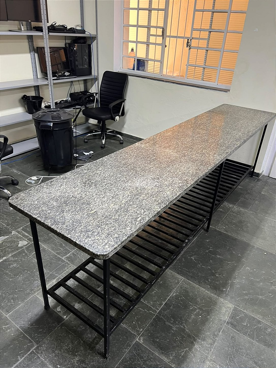 MESA DE MARMORE