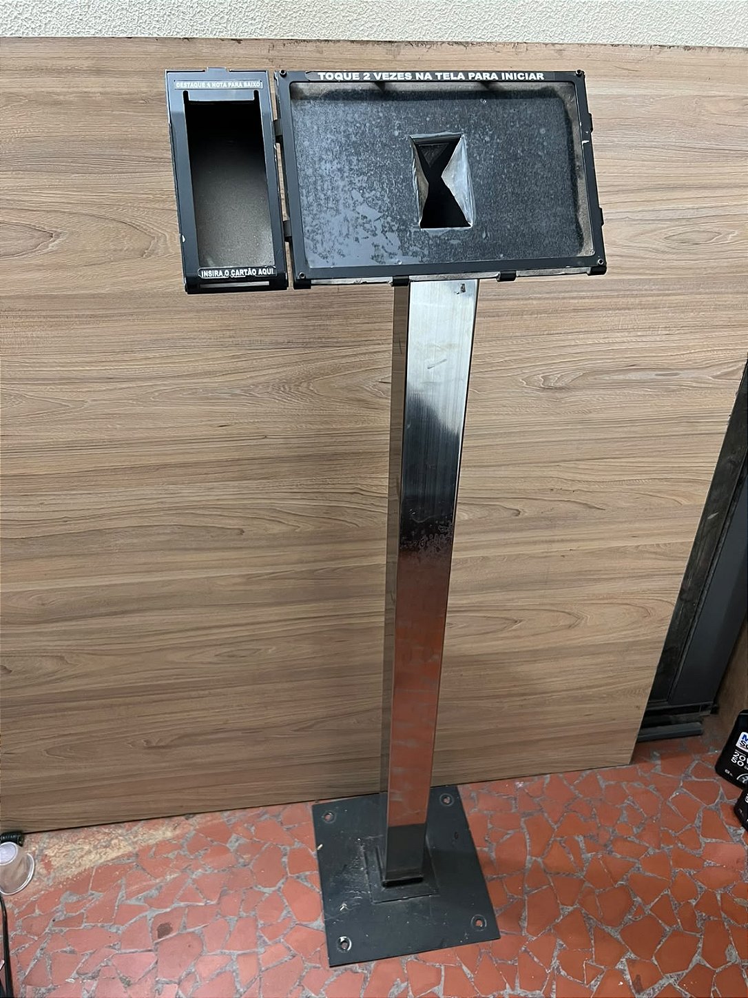 TOTEM DE TABLET