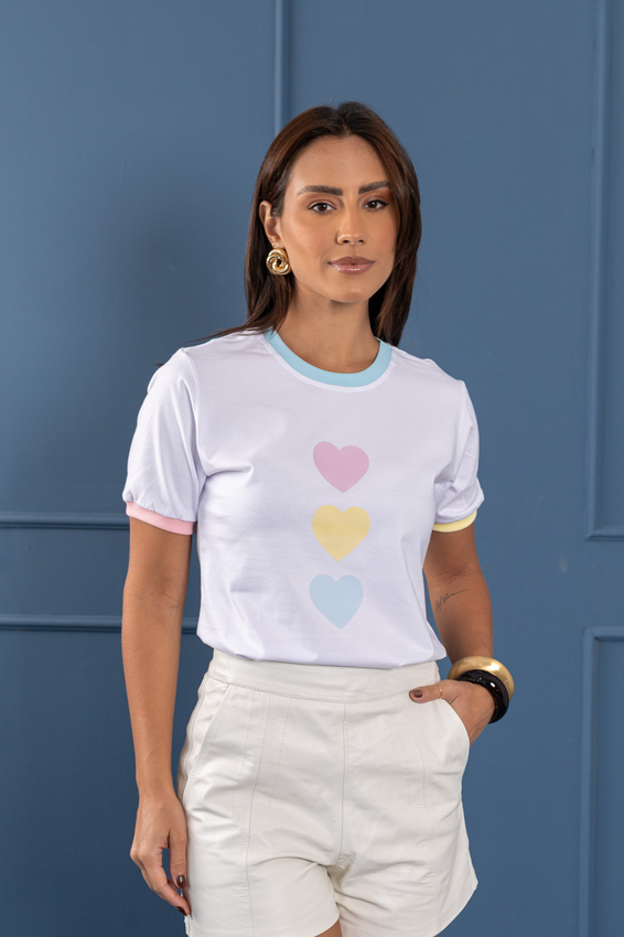 Tshirt Bicolor Coração Tricolor