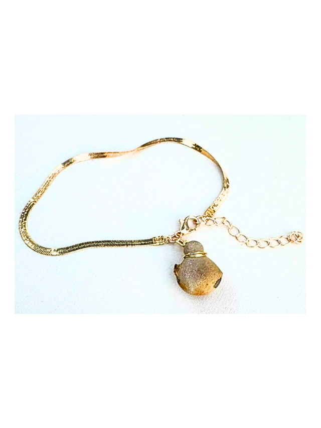 Boneca de Sílex Botero | Pulseira Ouro 18k