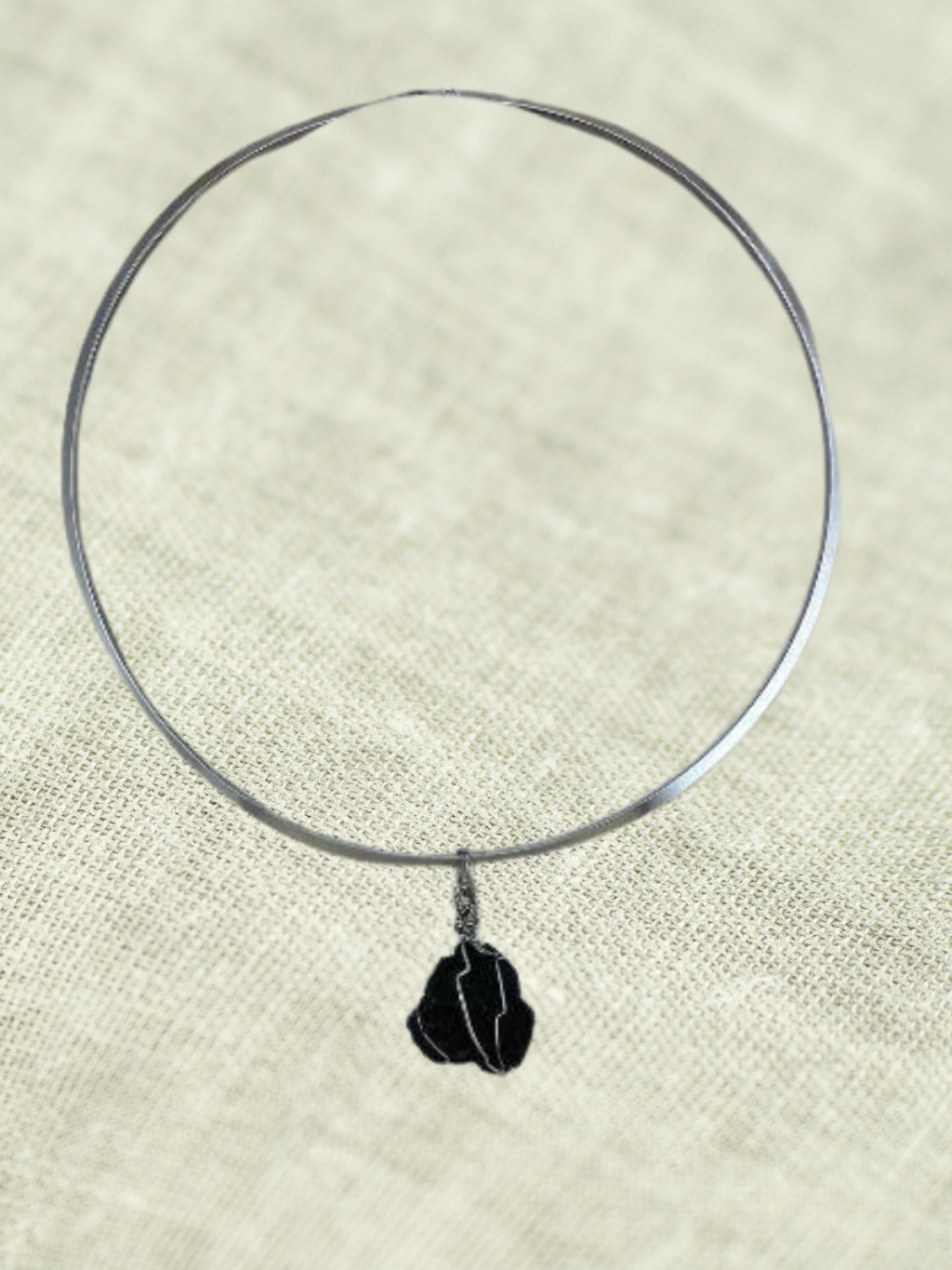 Betume Arenoso Único Aroma Petróleo Natural Pingente Alambrismo Colar Chocker Aço Inoxidável Aromaterapia