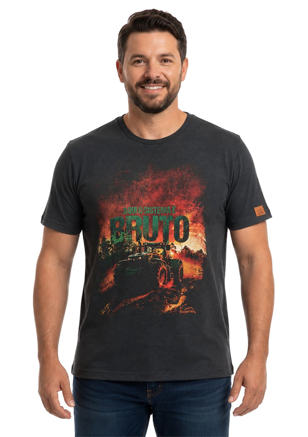 Camiseta Masculina Estanciero Aqui O Sistema É Bruto