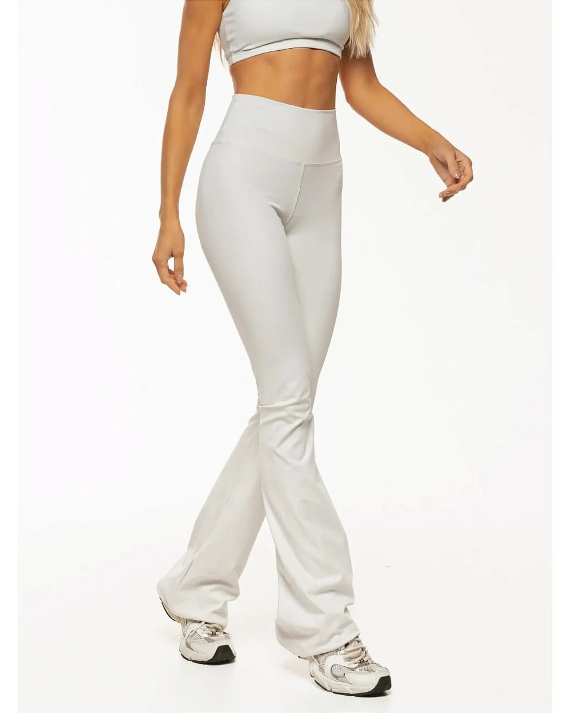 CALÇA FLARE SCULP - BRANCO TAPIOCA