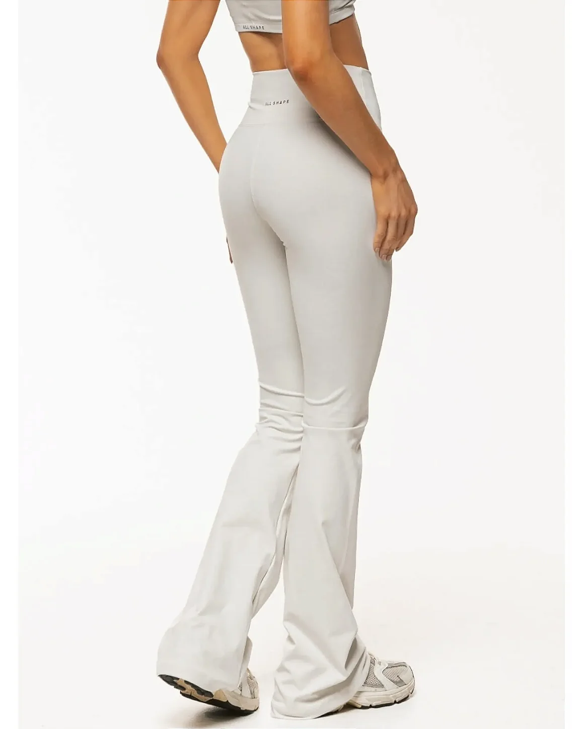 CALÇA FLARE SCULP - BRANCO TAPIOCA