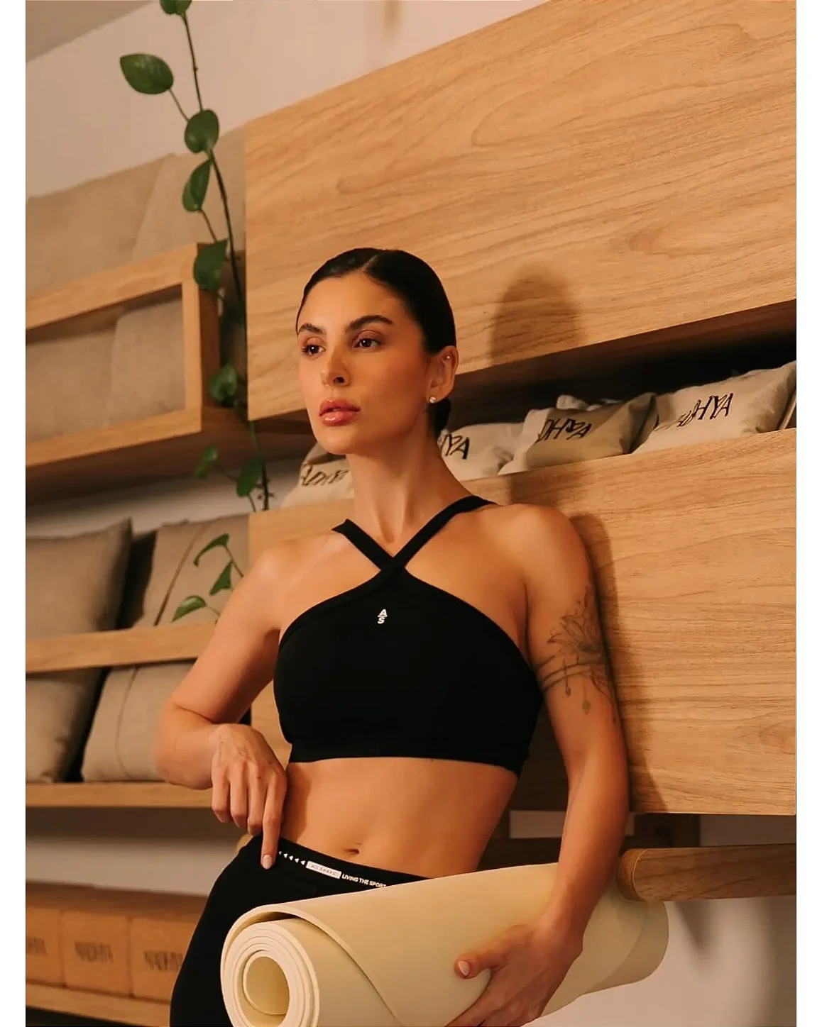 TOP ELEGANCE - PRETO
