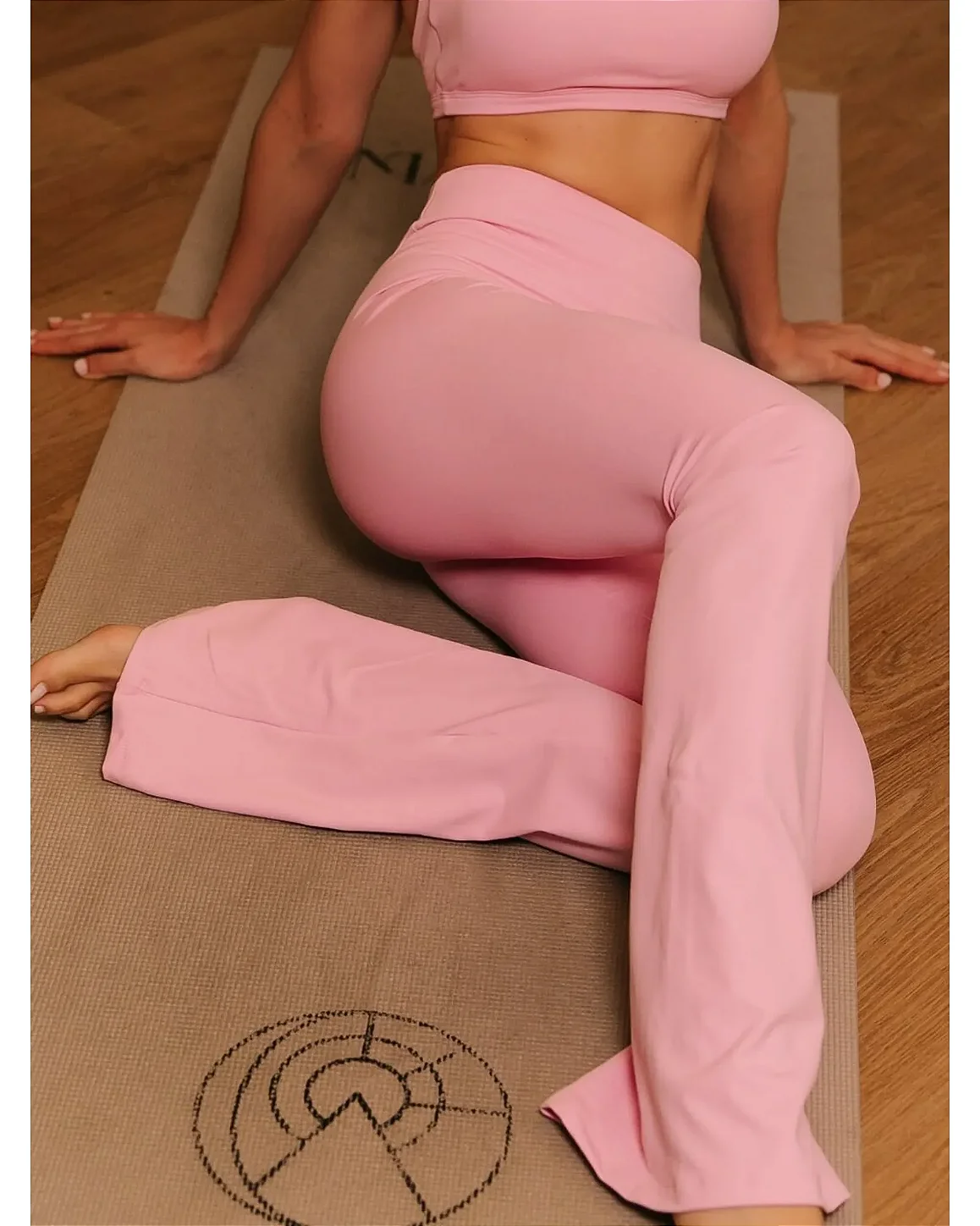 CALÇA FLARE SCULP - ROSA SOFT