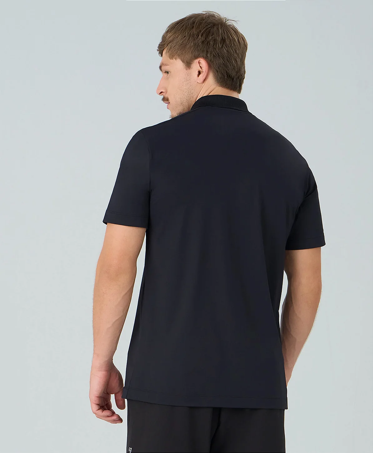 POLO PIQUET COM ZIPER - PRETO