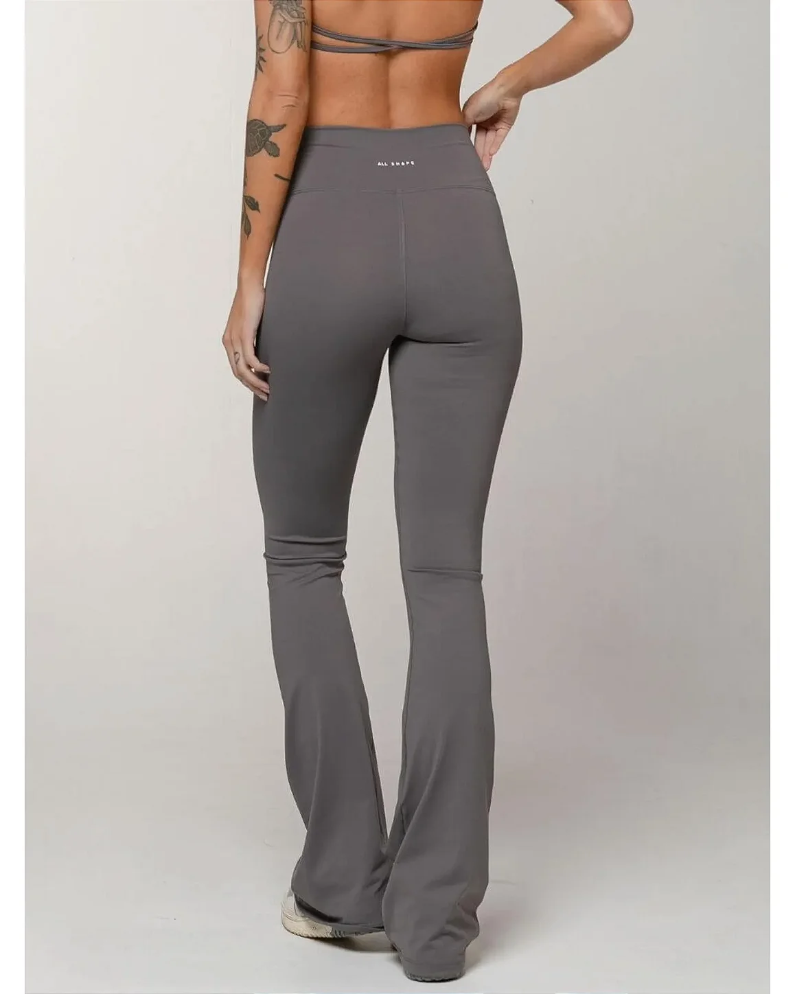 CALÇA FLARE - CINZA GRAFITE