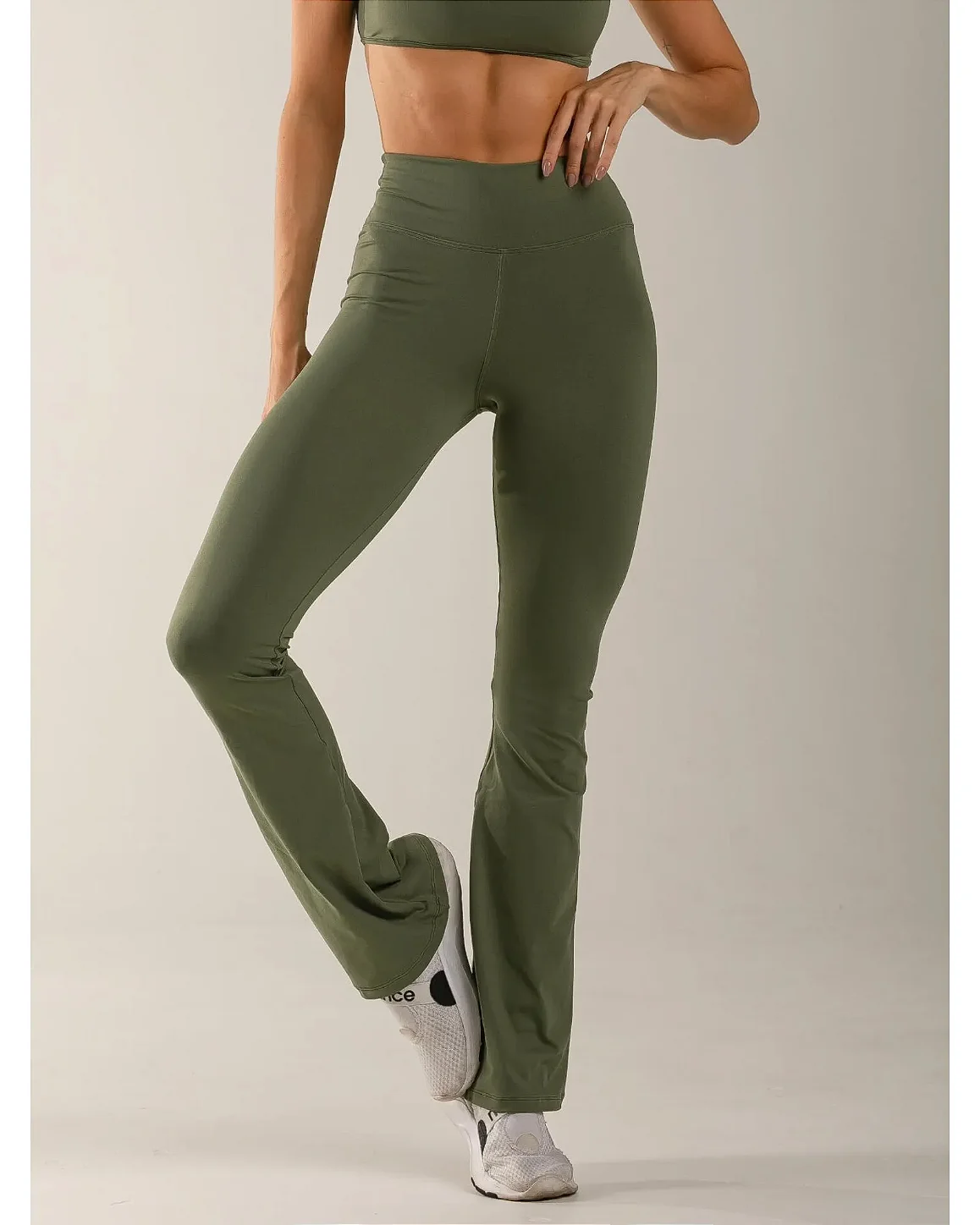 CALÇA FLARE - VERDE JARDIM