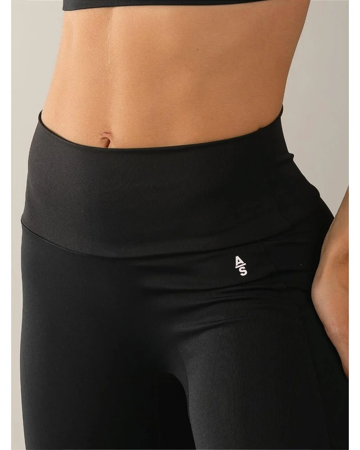 LEGGING FRONTLESS - PRETO