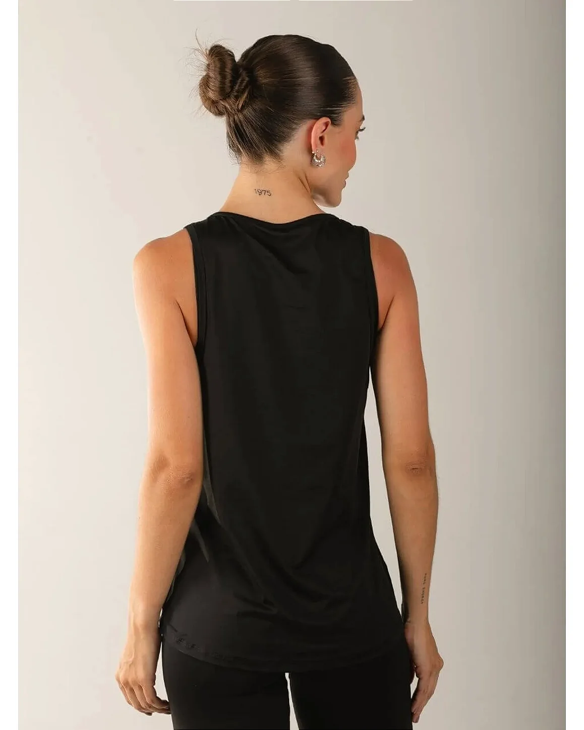 REGATA ALONGADA DRY SENSE - PRETO