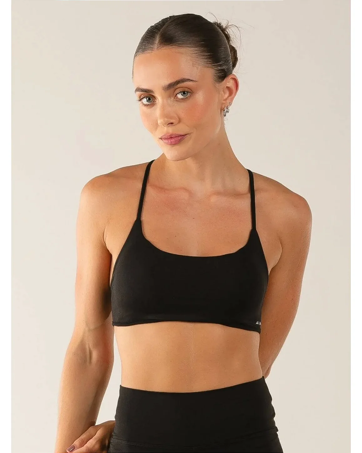 TOP COM COSTAS ABERTAS - PRETO