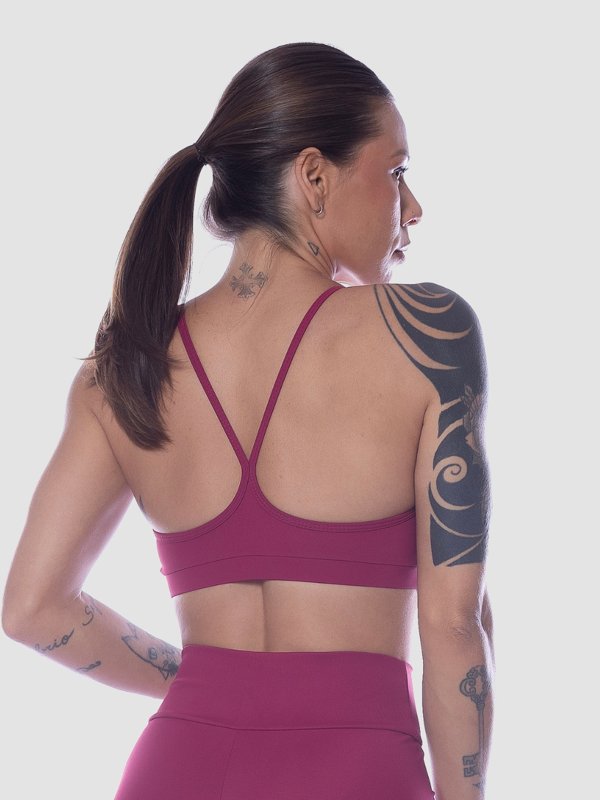 TOP ESSENCIAL - VERMELHO CEREJA