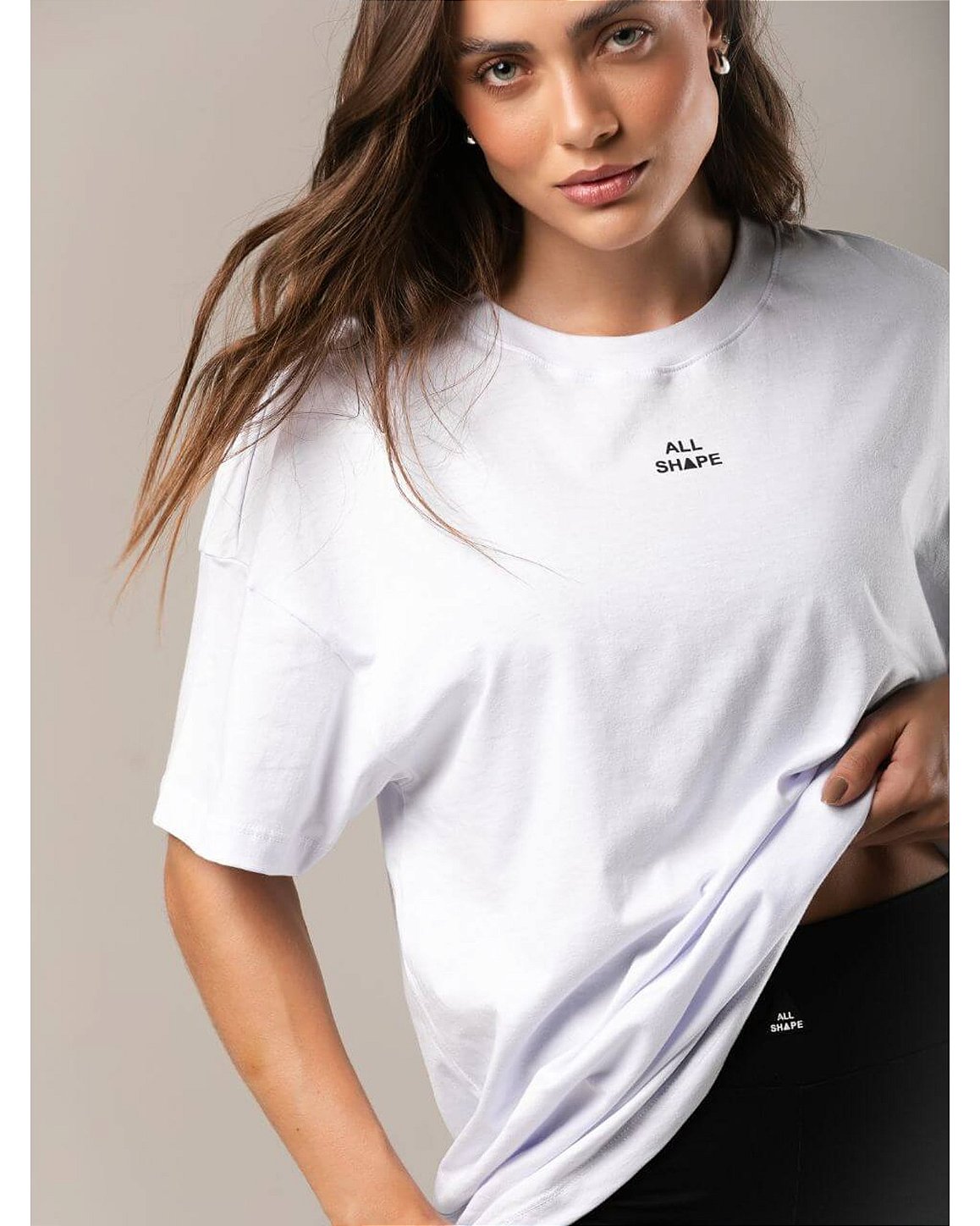CAMISETA DE MALHA PENTEADA - BRANCA