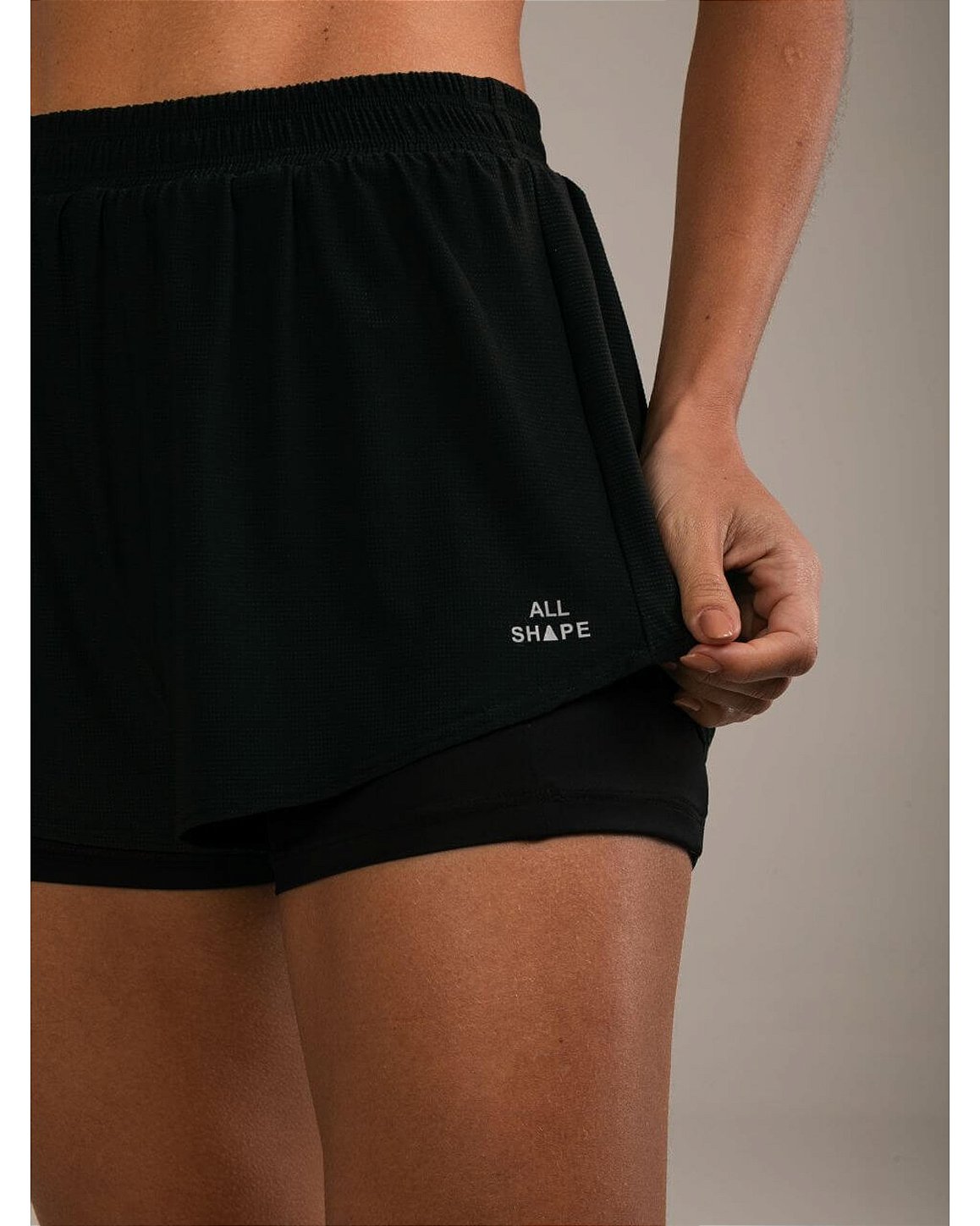 SHORT RUN DUPLO COM BOLSO - PRETO