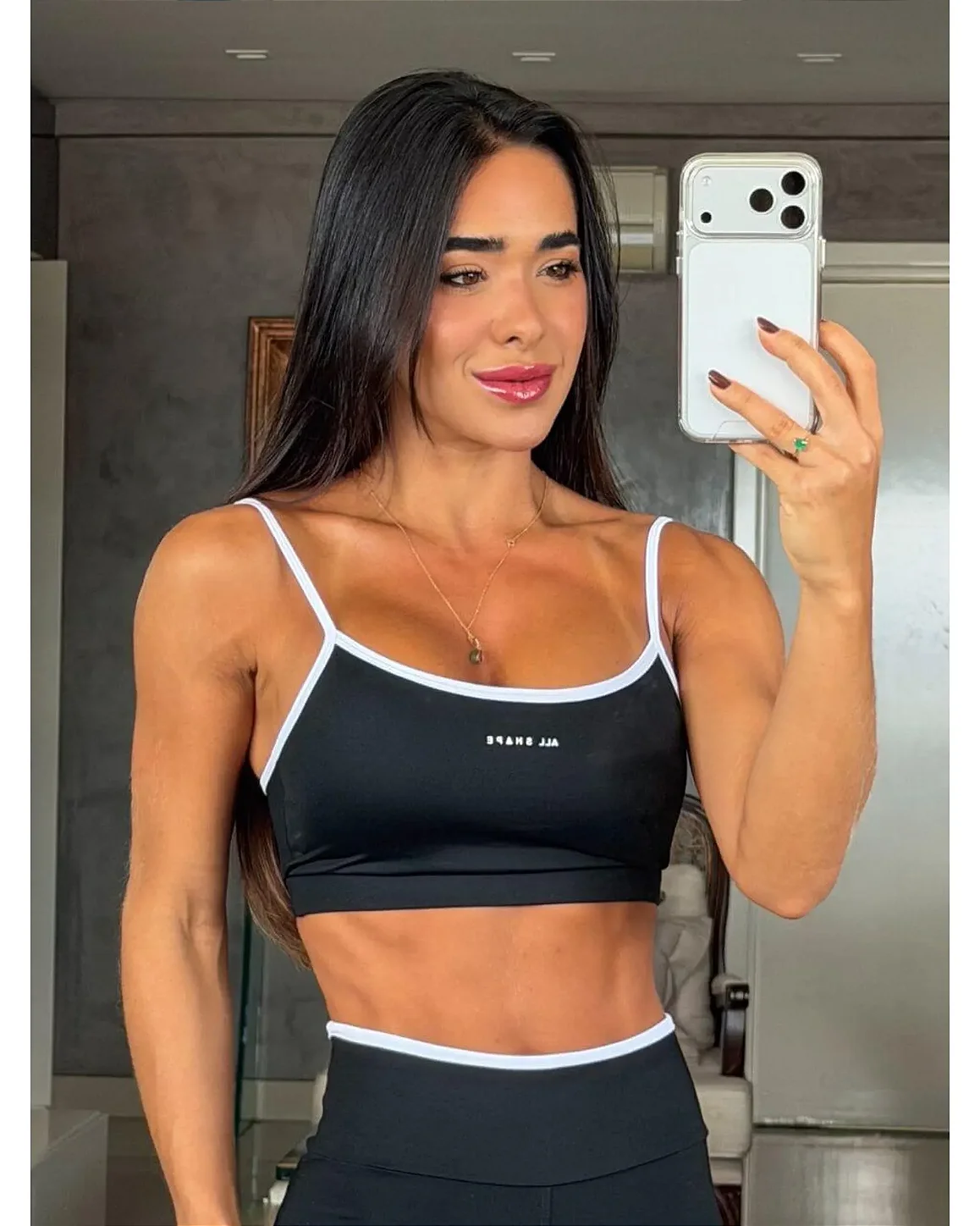 TOP ALCINHA COM CONTRASTE - PRETO/BRANCO