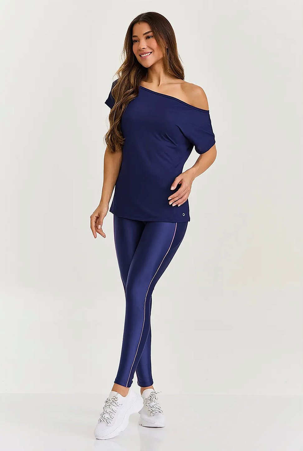 BLUSA DECOTE CANOA SECAGEM RÁPIDA - AZUL MARINHO