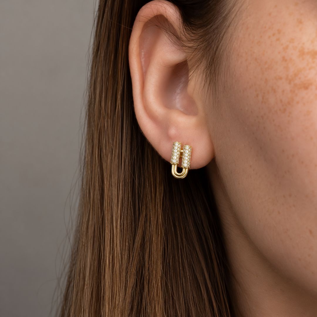 Brinco Duo Glam Semijoia Dourado com Zircônias