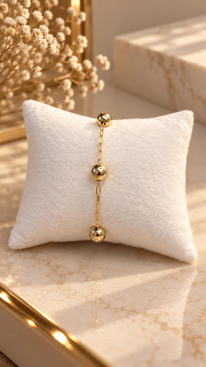 Pulseira Serena com Bolinhas Douradas