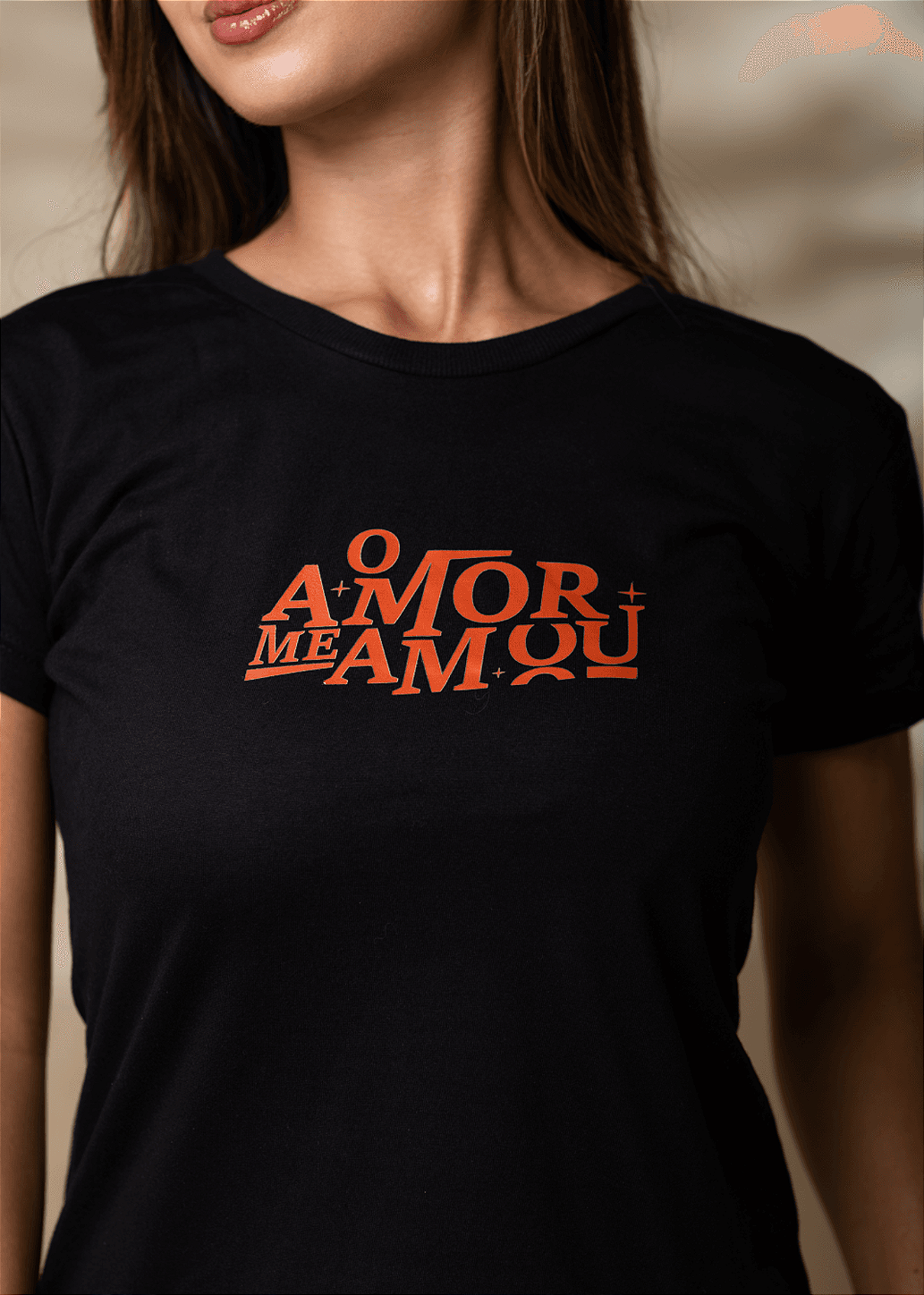 Camiseta T-shirt Feminina e Masculino "O amor me amou"