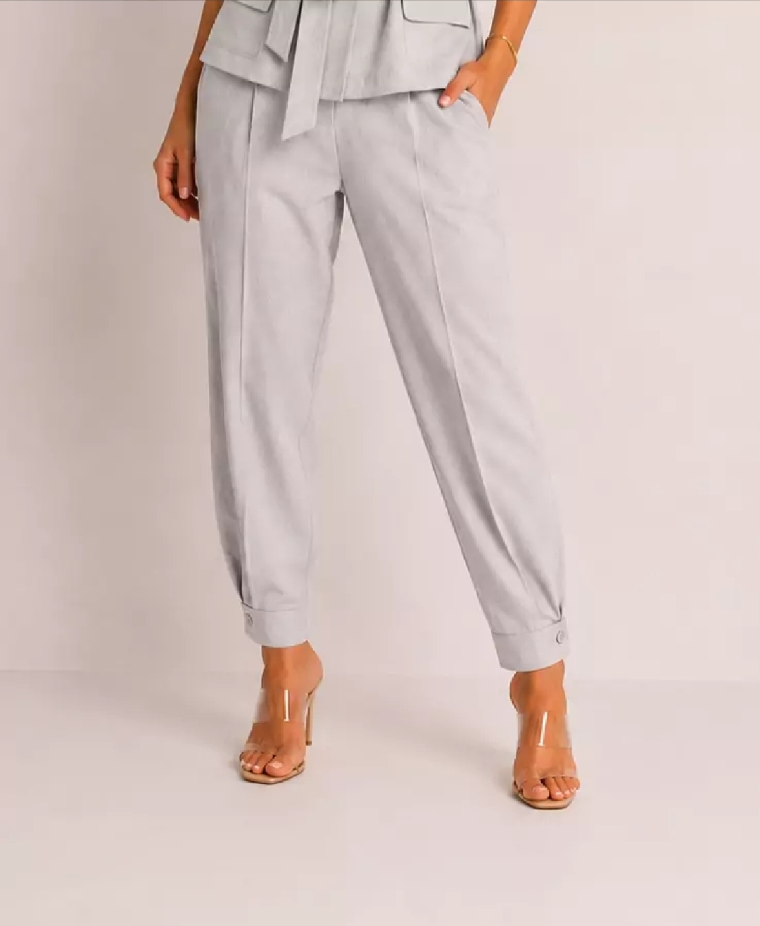 Calça de Alfaiataria com botão punho