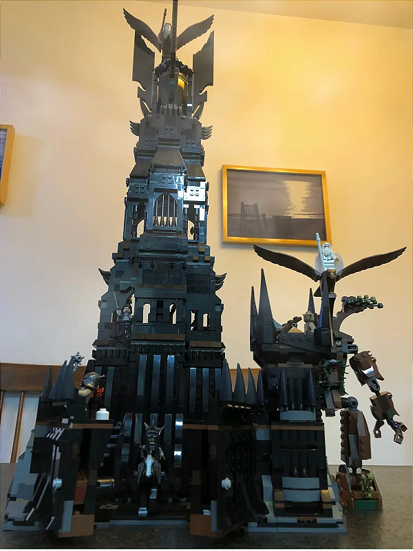 A Torre de Orthanc 73cm - The Lord Of The Rings