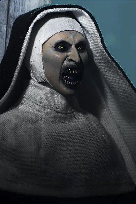 Action Figure A Freira Invocação do Mal - Neca Toys