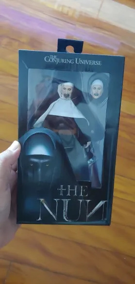 Action Figure A Freira Invocação do Mal - Neca Toys