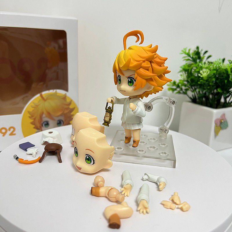 Action Figure Emma - The Promised Neverland Nendo