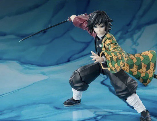 Action Figure Giyu Tomioka Demon Slayer - Bandai ShFiguarts