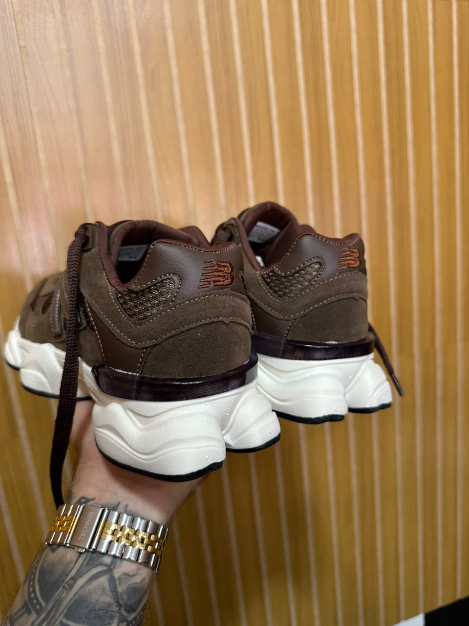 Tênis New Balance 90/60 Importado Vietnã Marrom Cacau